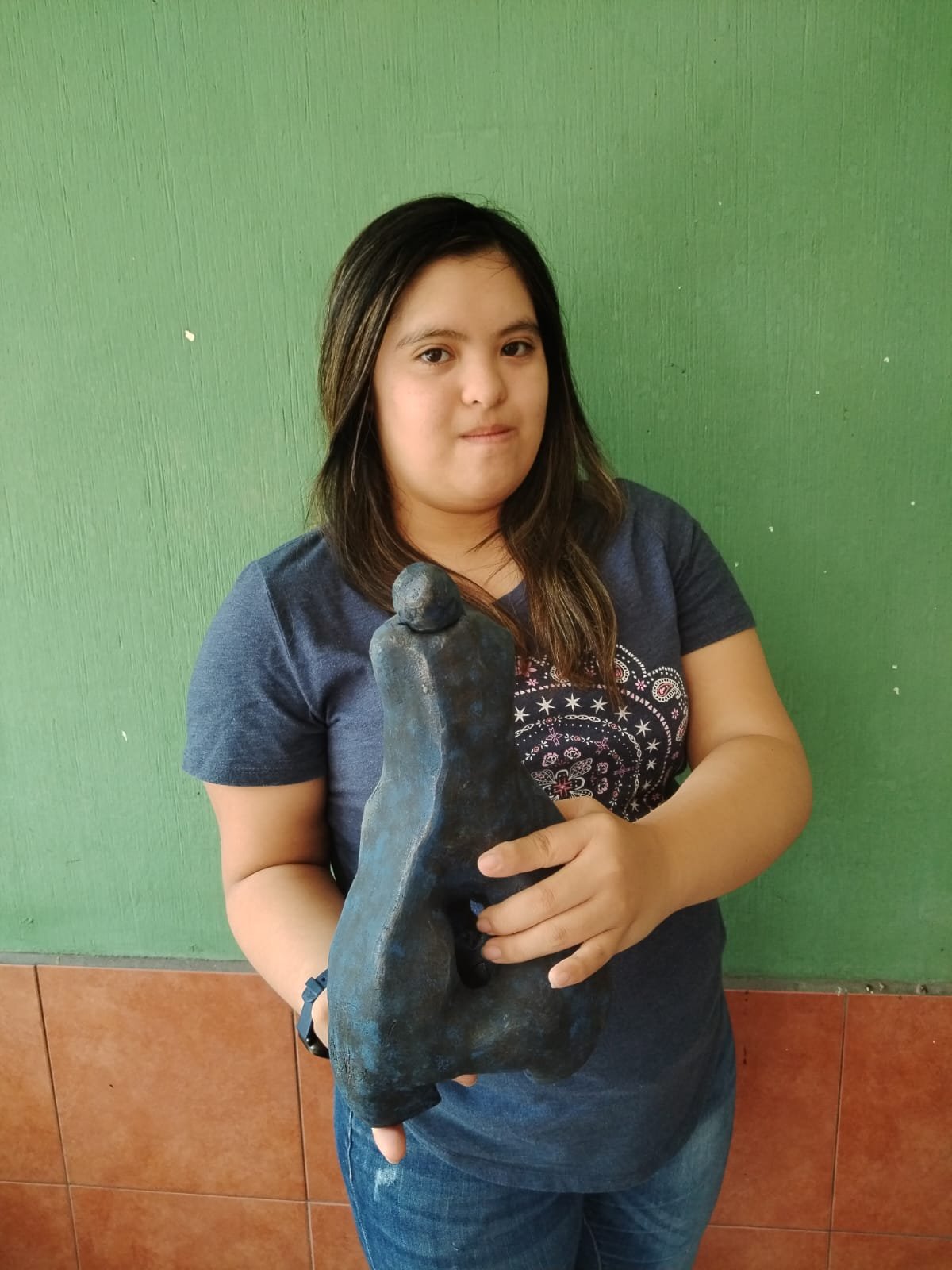  La escultura es una de las actividades artísticas que realiza Meiling. Foto: cortesía Ingrid Lee. 